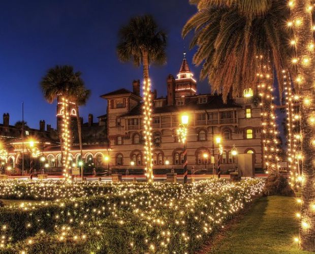 Nights of lights tour in St Augustine Fl